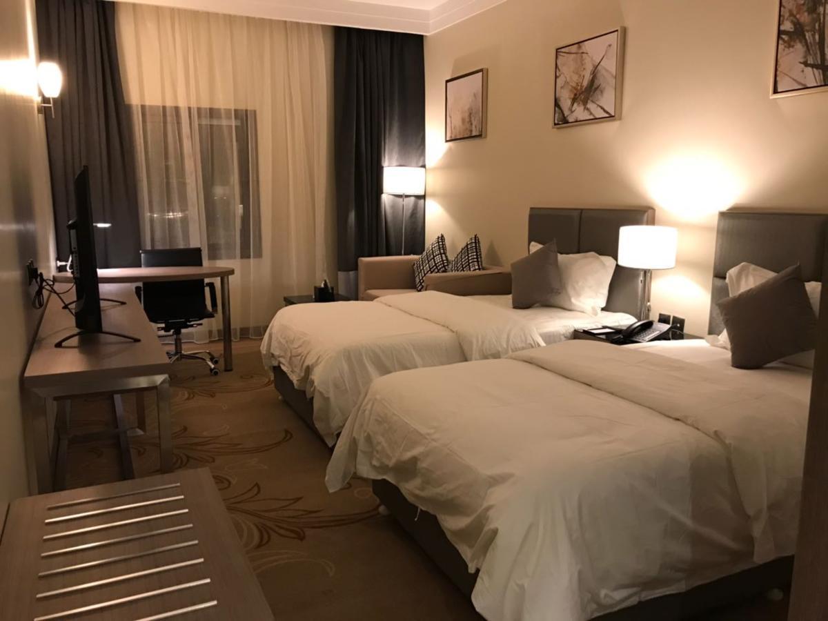 Ion Hotel Αλ Κομπάρ Εξωτερικό φωτογραφία