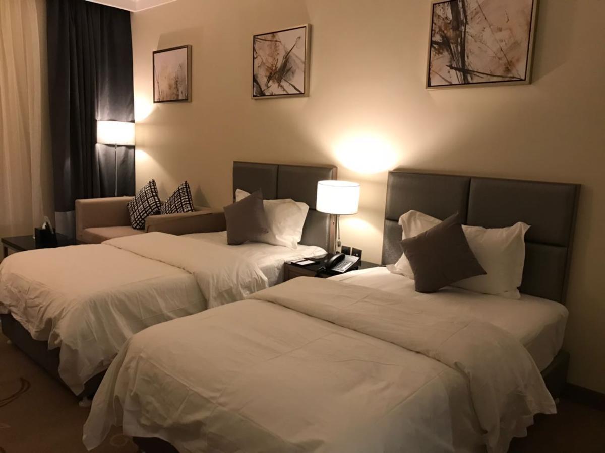 Ion Hotel Αλ Κομπάρ Εξωτερικό φωτογραφία