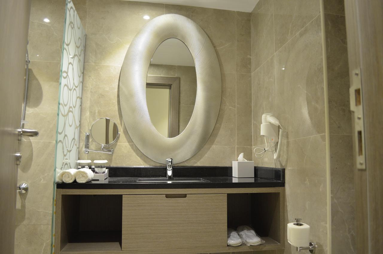 Ion Hotel Αλ Κομπάρ Εξωτερικό φωτογραφία